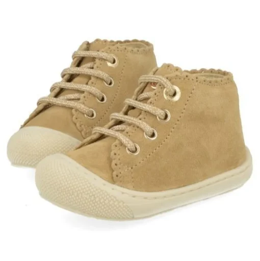 babyschoenen beige