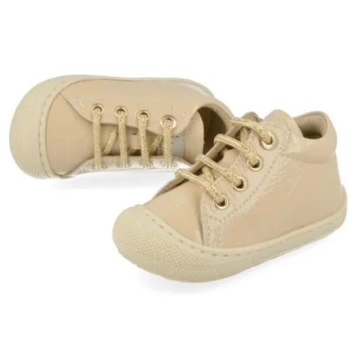 babyschoenen beige