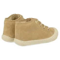 babyschoenen beige