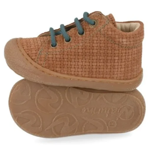 babyschoenen beige