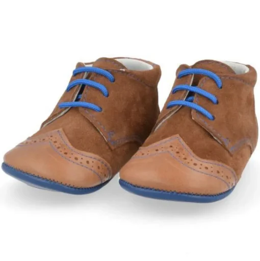 babyschoenen cognac