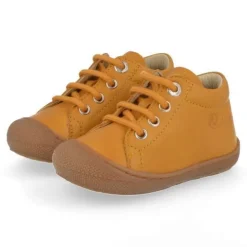 babyschoenen oker