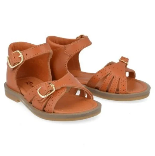 sandalen cognac