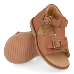 sandalen cognac
