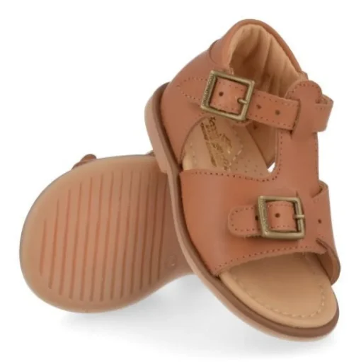 sandalen cognac