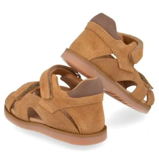 sandalen cognac
