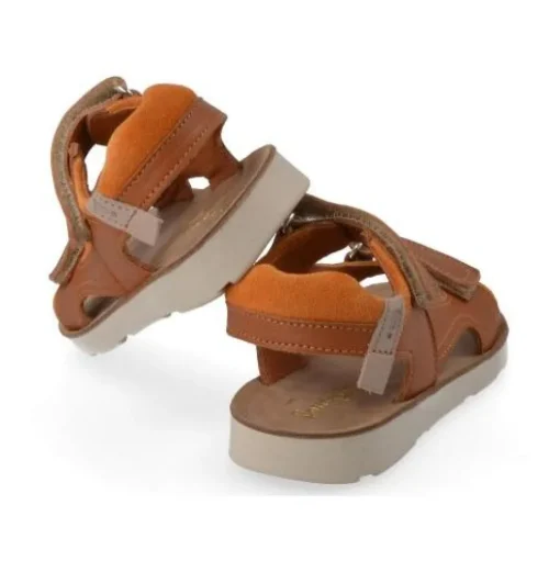 sandalen cognac