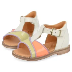 sandalen ecru