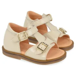 sandalen ecru