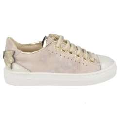 sneakers beige