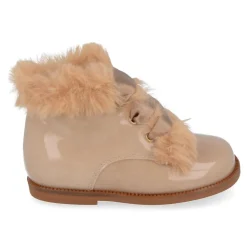 sneakers beige