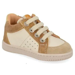 sneakers beige