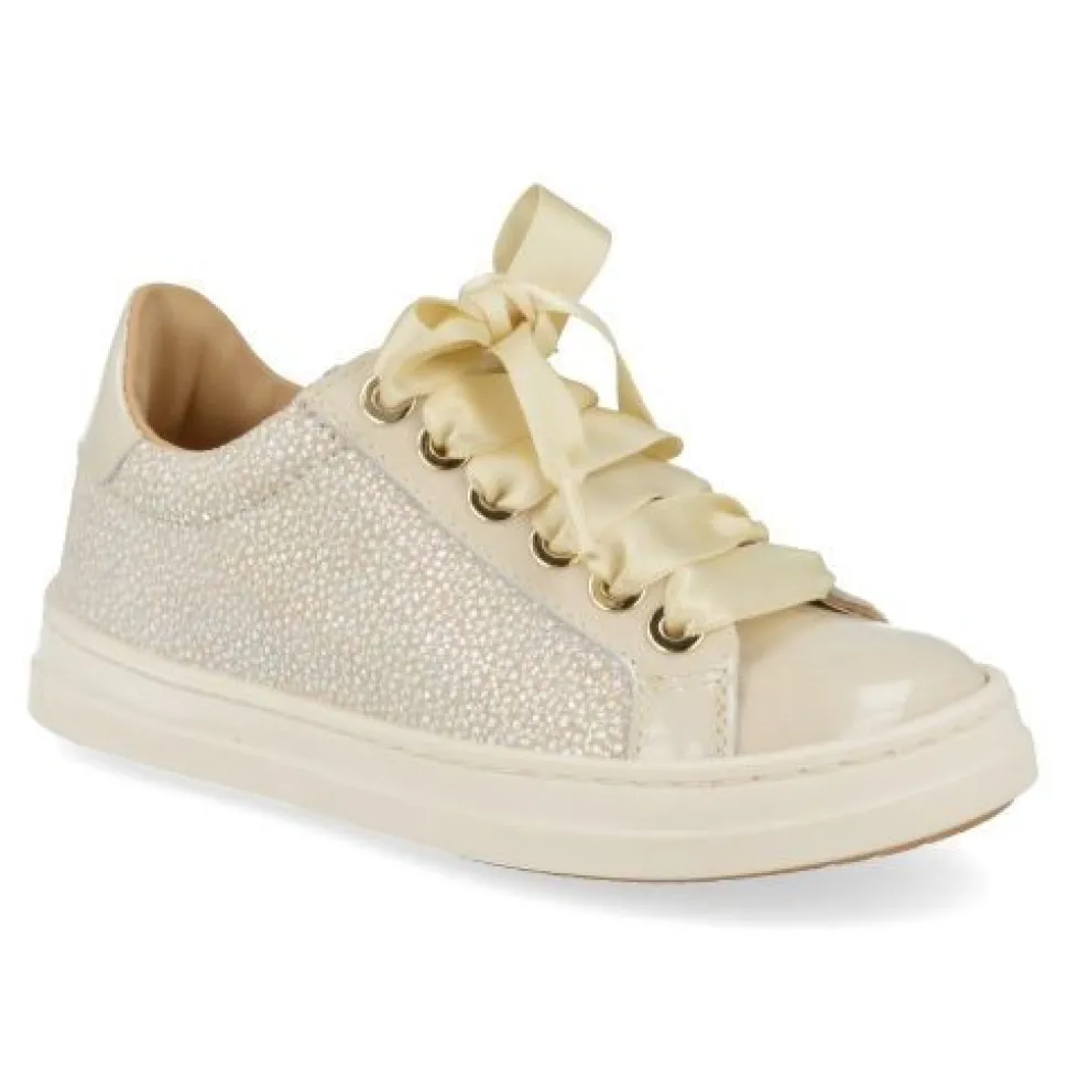 sneakers beige