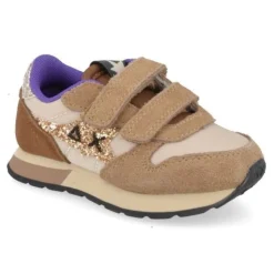 sneakers beige