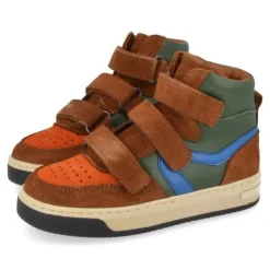 sneakers beige