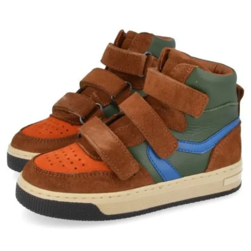 sneakers beige