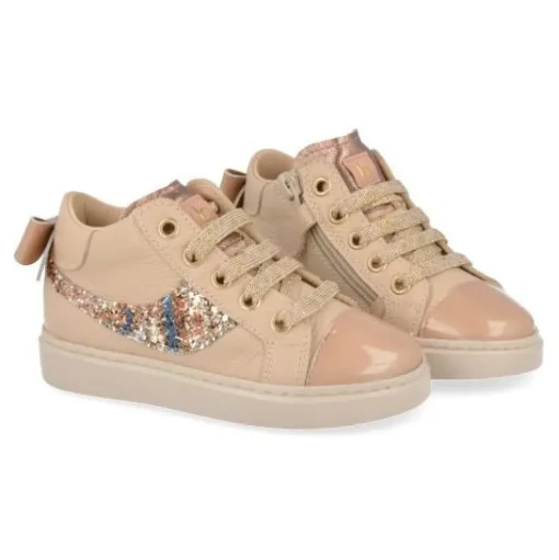 sneakers beige