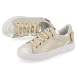 sneakers beige