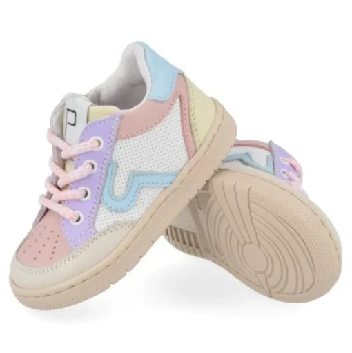 sneakers beige