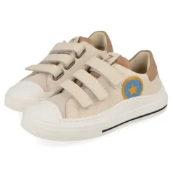 sneakers beige