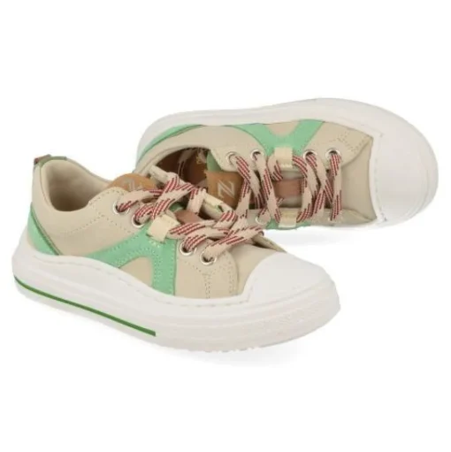 sneakers beige