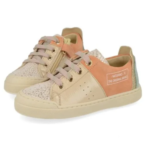 sneakers beige