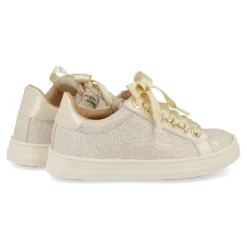 sneakers beige