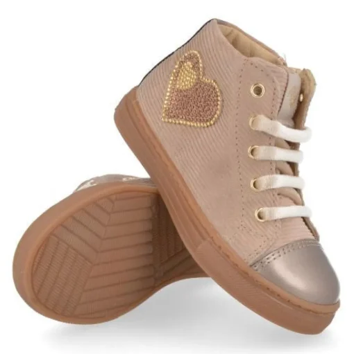 sneakers beige
