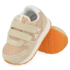 sneakers beige