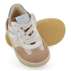 sneakers beige