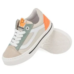 sneakers beige