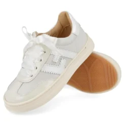 sneakers beige