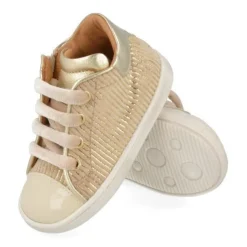 sneakers beige