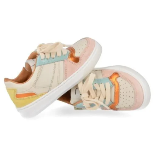 sneakers beige