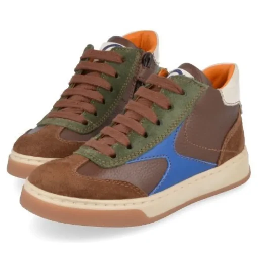 sneakers bruin