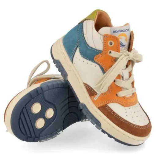 sneakers bruin
