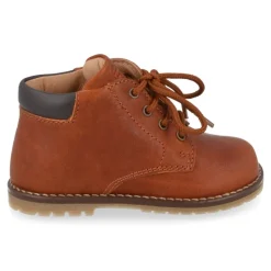 sneakers cognac