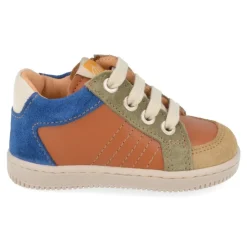 sneakers cognac