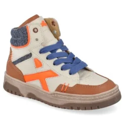 sneakers cognac