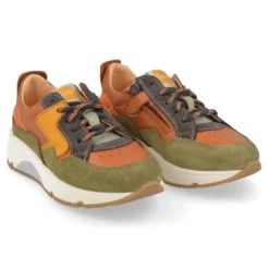 sneakers cognac