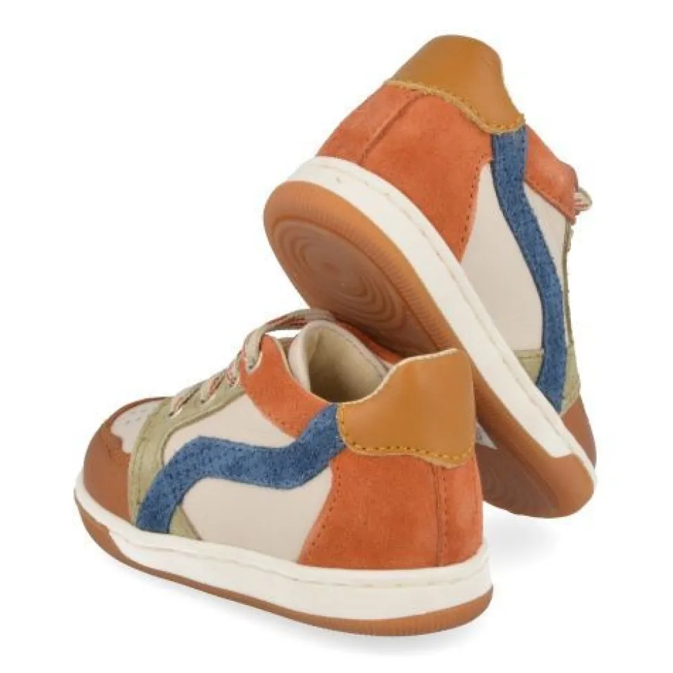 sneakers cognac