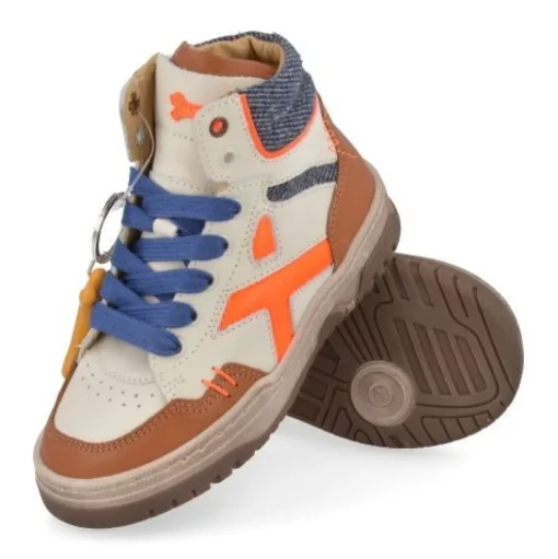 sneakers cognac