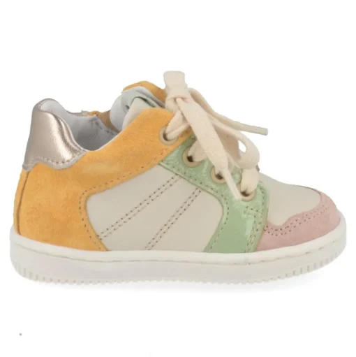 sneakers ecru