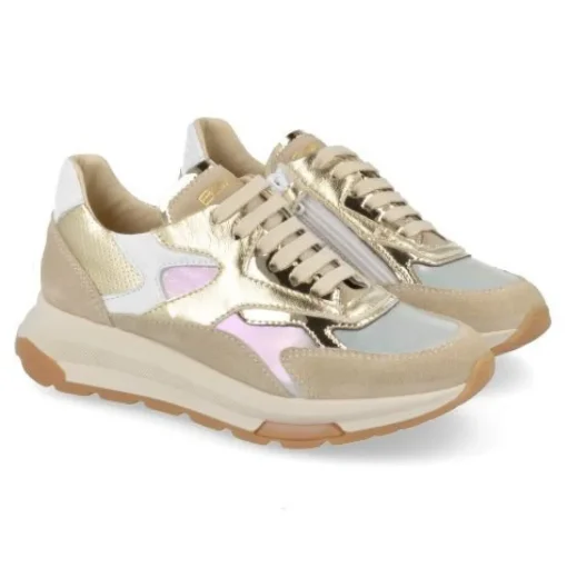 sneakers ecru