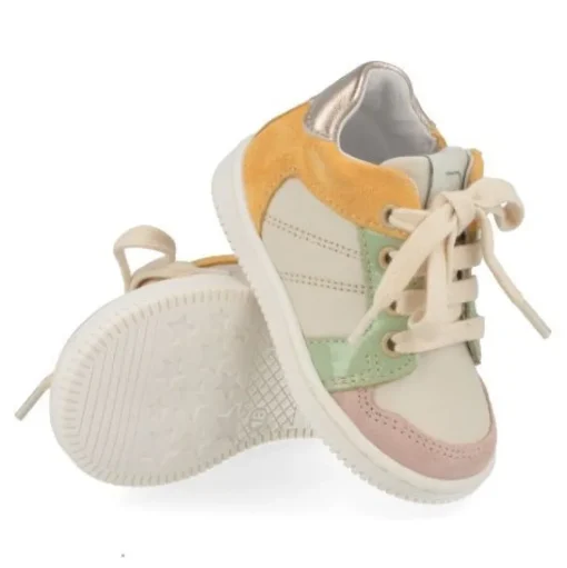 sneakers ecru
