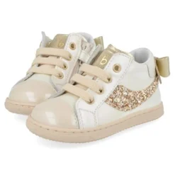 sneakers ecru