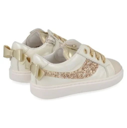 sneakers ecru