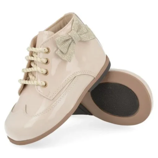 sneakers ecru