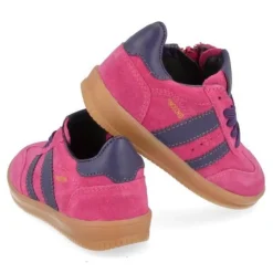 sneakers fuchia