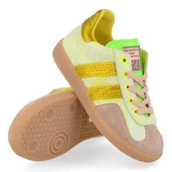 sneakers geel